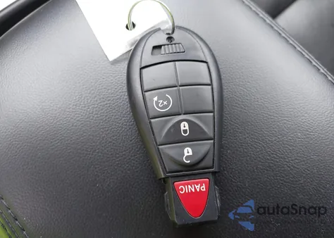 2012 Jeep Grand Cherokee Laredo z USA, uszkodzony, nr VIN 1C4RJFAG8CC189387